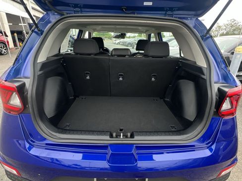 Used 2025 Hyundai Venue SEL FWD image 34