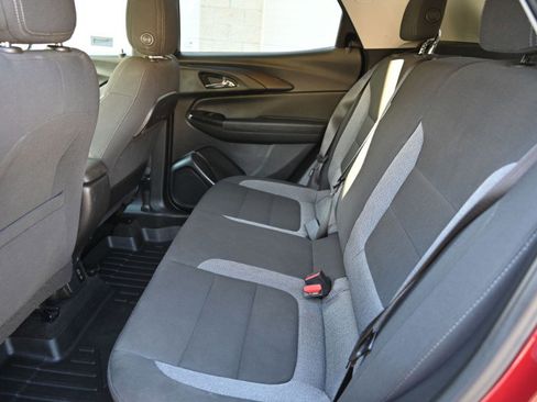 Used 2022 Chevrolet TrailBlazer LT w/ Convenience Package image 17