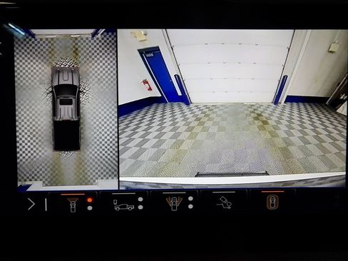 Used 2024 GMC Sierra 2500 Denali w/ Max Trailering Package image 14