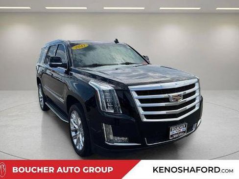 Used 2017 Cadillac Escalade Luxury AWD/4WD image 3