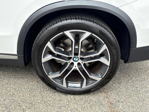 Used 2026 BMW X5 xDrive40i w/ Premium Package AWD/4WD image 14