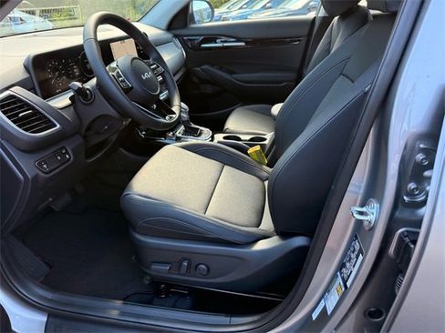 New 2026 Kia Seltos EX image 7
