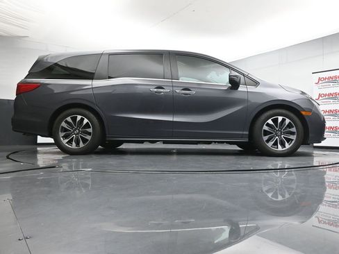 Used 2022 Honda Odyssey EX-L image 41