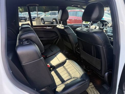 Used 2019 Mercedes-Benz GLS 450 4MATIC image 19