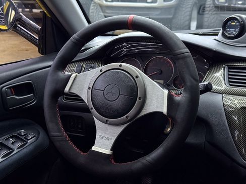 Used 2003 Mitsubishi Lancer Evolution image 18