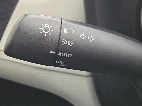Certified 2025 Toyota RAV4 XLE AWD/4WD image 30