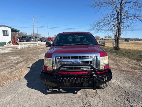 Used 2013 Ford F150 XLT w/ XLT Chrome Pkg image 2