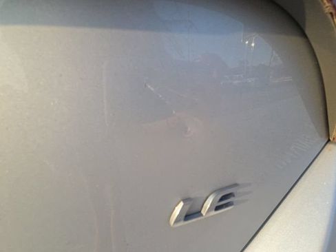 Used 2014 Toyota Corolla LE FWD image 28