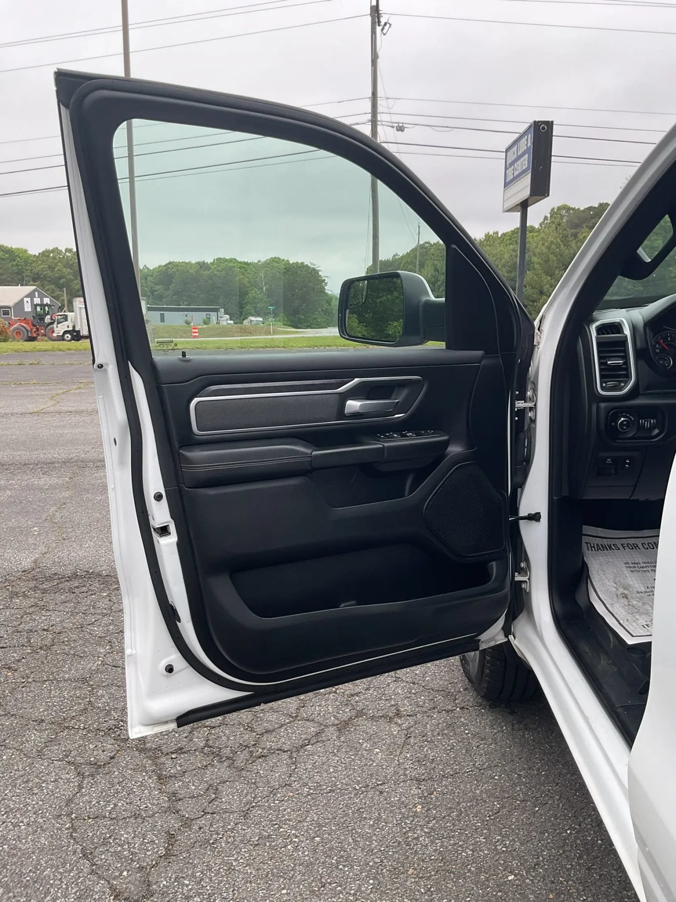 Used 2019 RAM 1500 Big Horn AWD/4WD image 27