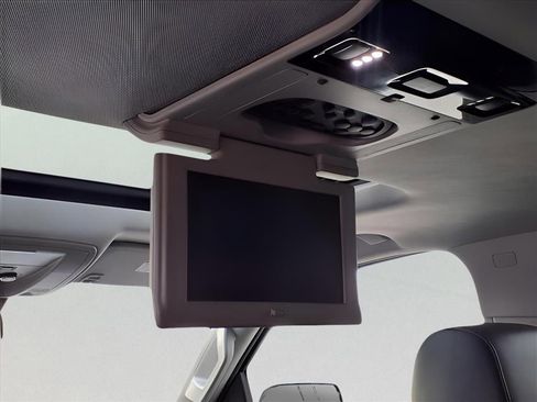 Used 2016 GMC Yukon XL SLT w/ Open Road Package image 12