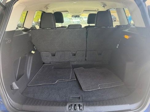 Used 2017 Ford Escape SE FWD image 16