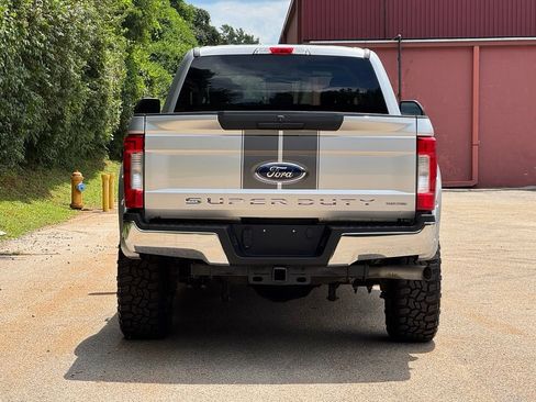 Used 2019 Ford F250 XLT AWD/4WD image 6