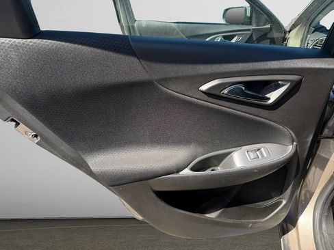 Used 2025 Chevrolet Malibu LT FWD image 16