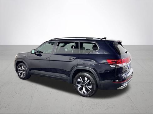 Certified 2025 Volkswagen Atlas SE AWD/4WD image 9