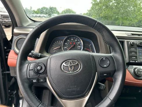 Used 2015 Toyota RAV4 Limited w/ Technology Package AWD/4WD image 12