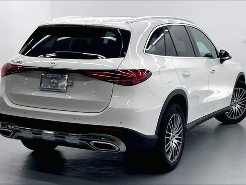 New 2026 Mercedes-Benz GLC 300 image 8