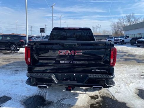 Used 2022 GMC Sierra 1500 Denali w/ Denali Reserve Package image 4
