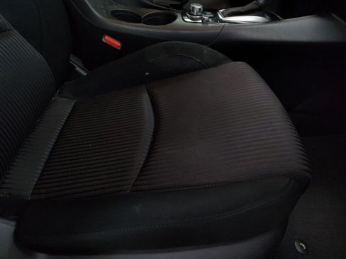 Used 2015 MAZDA MAZDA3 i Touring image 26