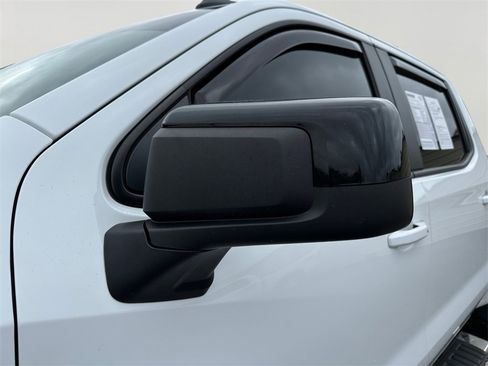 Used 2022 Chevrolet Silverado 1500 RST image 11