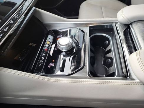 Used 2023 Jeep Wagoneer Series III w/ Rear Seat Video Group 1 image 27