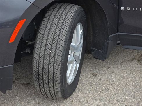 Used 2023 Chevrolet Equinox LT w/ LPO, Floor Liner Package image 29