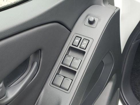 New 2026 Nissan Frontier SV AWD/4WD image 9