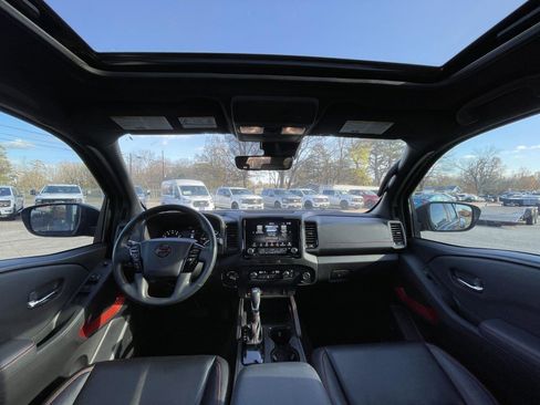 Used 2023 Nissan Frontier PRO-4X w/ Pro-4X Premium Package image 34