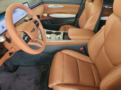 New 2026 Genesis GV70 2.5T Advanced AWD/4WD image 10
