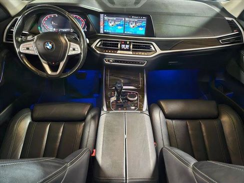 Used 2021 BMW X7 xDrive40i w/ Parking Assistance Package AWD/4WD image 19