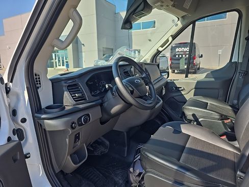 New 2025 Ford Transit 250 148 Medium Roof w/ Load Area Protection Package image 4