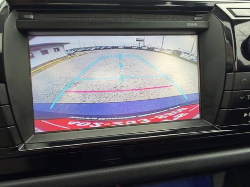 Used 2015 Toyota Corolla S FWD image 23