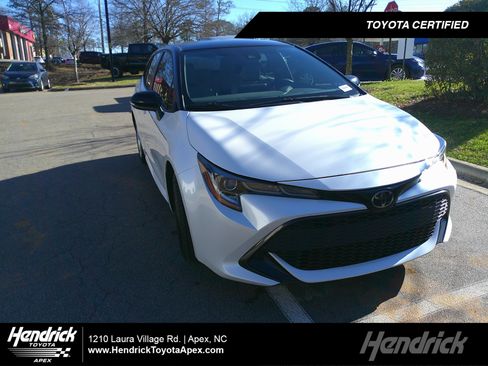 Used 2022 Toyota Corolla SE image 1