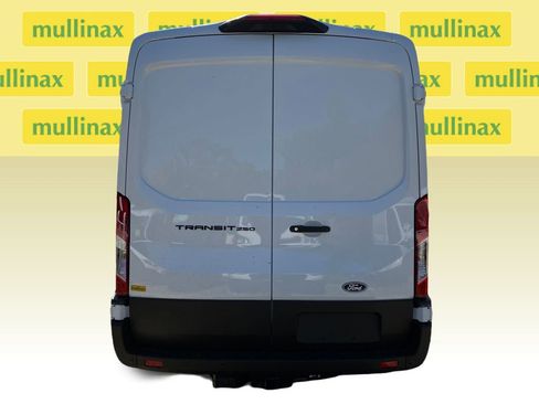New 2026 Ford Transit 250 148 Medium Roof w/ Load Area Protection Package image 8
