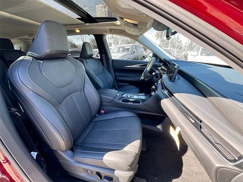 Certified 2026 INFINITI QX60 Luxe w/ Cargo Package image 32