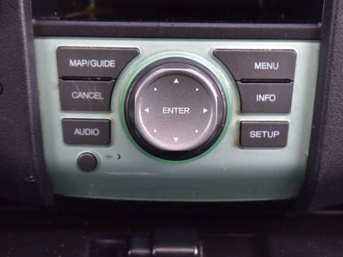 Used 2010 Honda Pilot Touring image 32