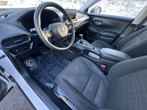 Used 2023 Honda HR-V LX image 14