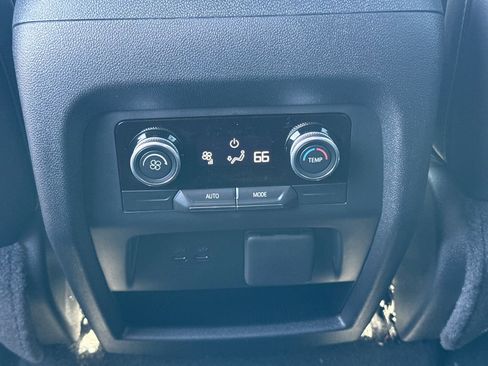 New 2026 Buick Enclave Preferred image 31