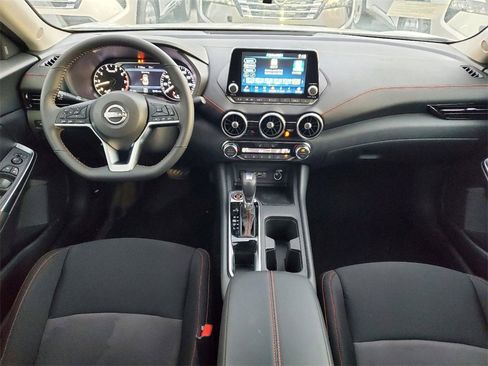 New 2025 Nissan Sentra SR image 6