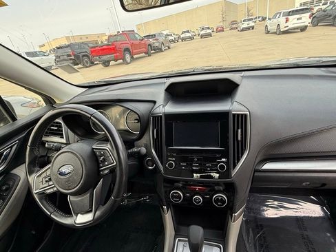 Used 2023 Subaru Forester Premium image 11