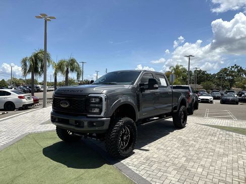 Used 2025 Ford F250 Lariat w/ Lariat Ultimate Package AWD/4WD image 2