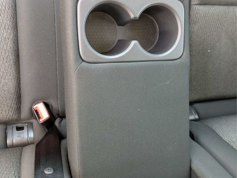 Used 2026 Nissan Rogue SV FWD image 10