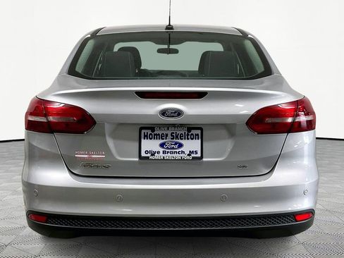 Used 2017 Ford Focus SEL image 4