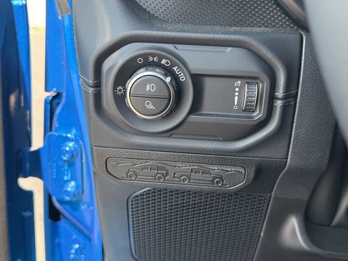 New 2026 Jeep Gladiator Rubicon image 38