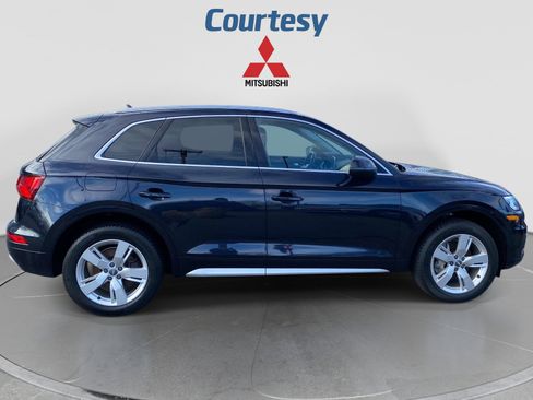 Used 2018 Audi Q5 2.0T Premium Plus w/ Premium Plus Package AWD/4WD image 8