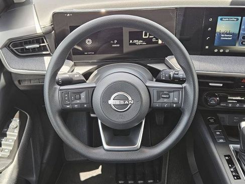 Certified 2026 Nissan Kicks SV FWD image 23