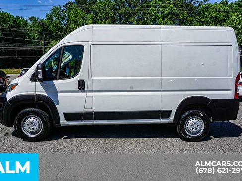 Used 2025 RAM ProMaster 2500 w/ Convenience Group FWD image 6