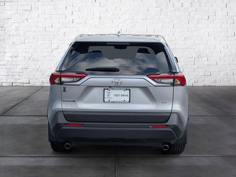 Used 2025 Toyota RAV4 LE image 6