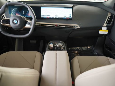New 2026 BMW iX xDrive45 w/ Premium Package image 13