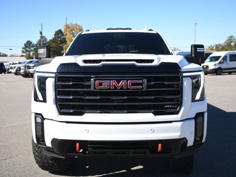Used 2024 GMC Sierra 2500 AT4 w/ Technology Package image 7