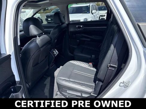 Used 2023 Kia Sorento SX AWD/4WD image 17